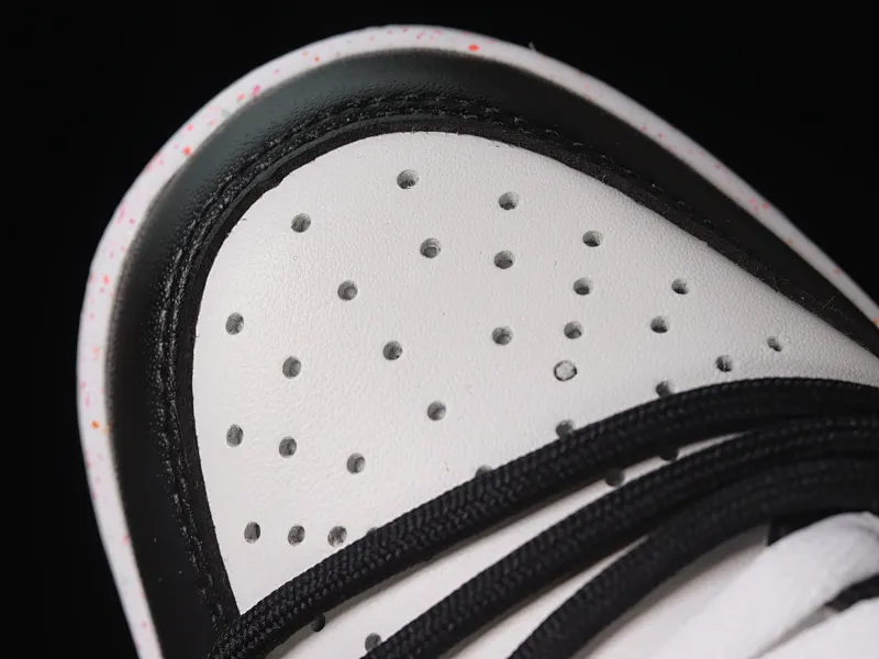 All Categories Nk SB Dunk Series Nk SB Dunk Low Low-top sneakers Nk Dunk Low "Multi Color" Vibrant three hooks Customized version of deconstructed strap casual sneakers FD4623-131